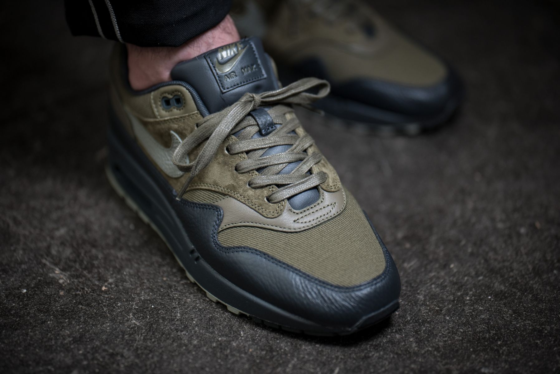 Nike Air Max 1 Premium Dark Stucco 875844 201 Grailify